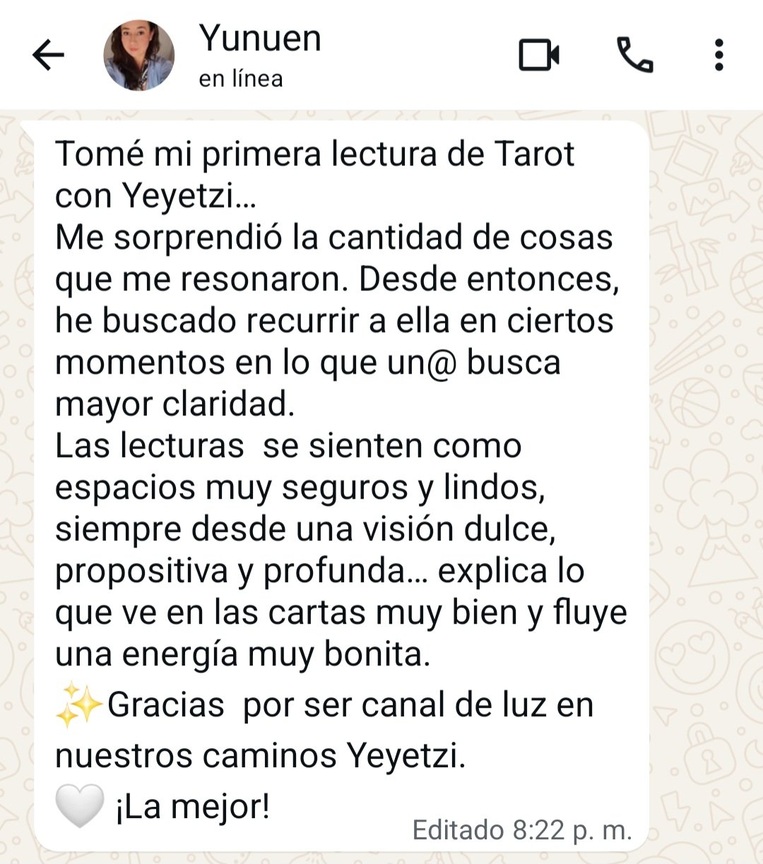 Testiminio de lectura de Tarot con Yeyetzi" Las lecturas se sienten como espacios muy seguros y lindos